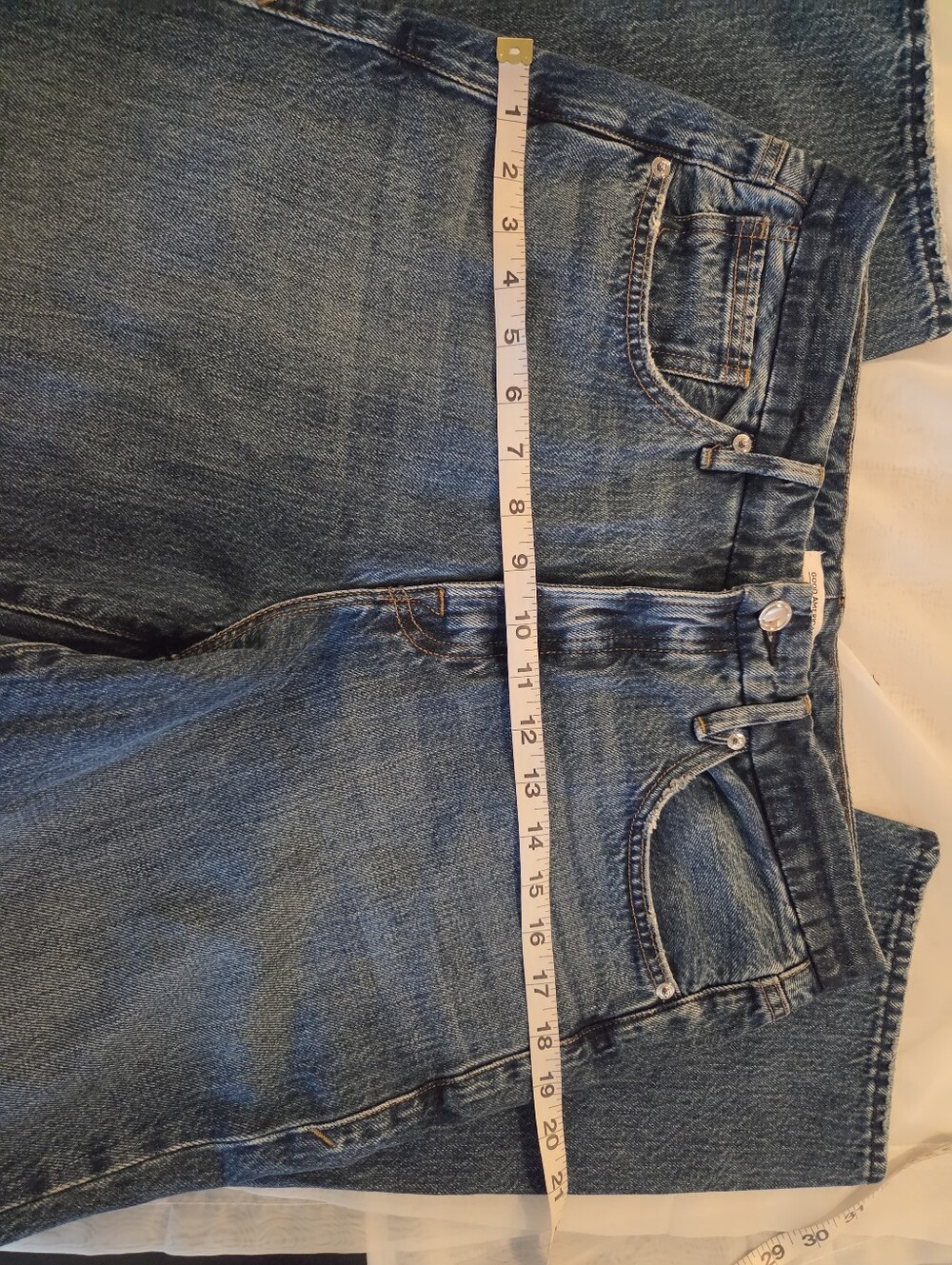 Good American Good Vintage High Rise Distressed Straight Leg Cotton Jeans, 8/29 - Picture 9 of 15